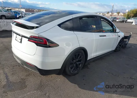 2025 Tesla Model X Long Range z USA, uszkodzony, nr VIN 7SAXCDE5XSF465748